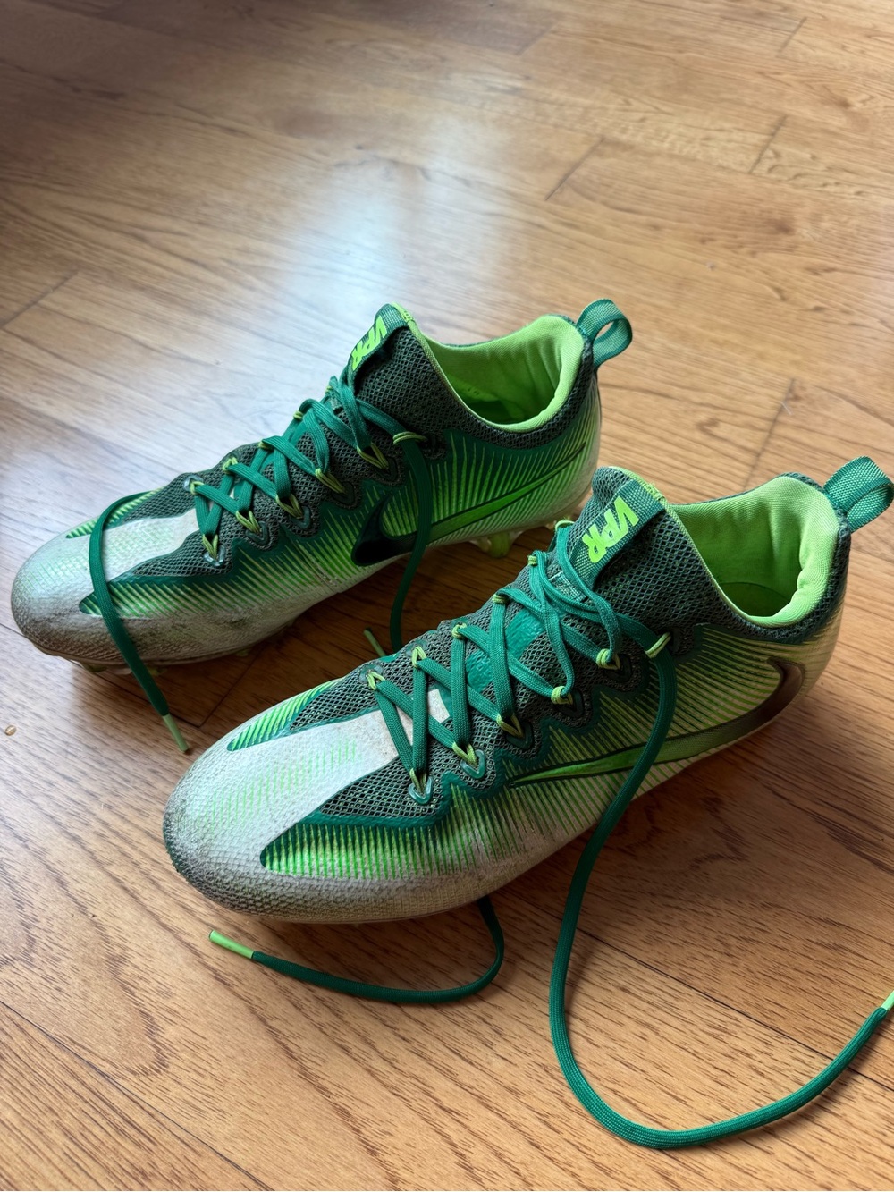 Nike Green and Neon Lime Gradient Football Cleats